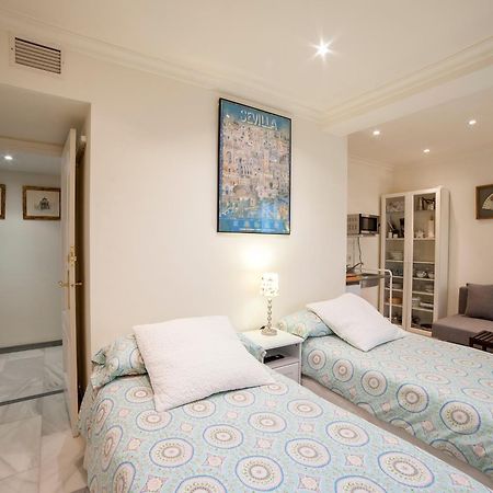 Atanasio Barron Apartment Seville Exterior photo