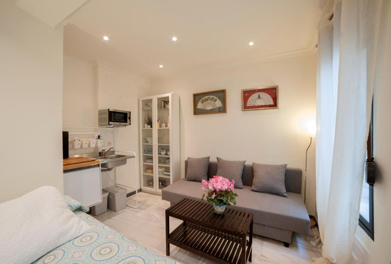 Atanasio Barron Apartment Seville Exterior photo