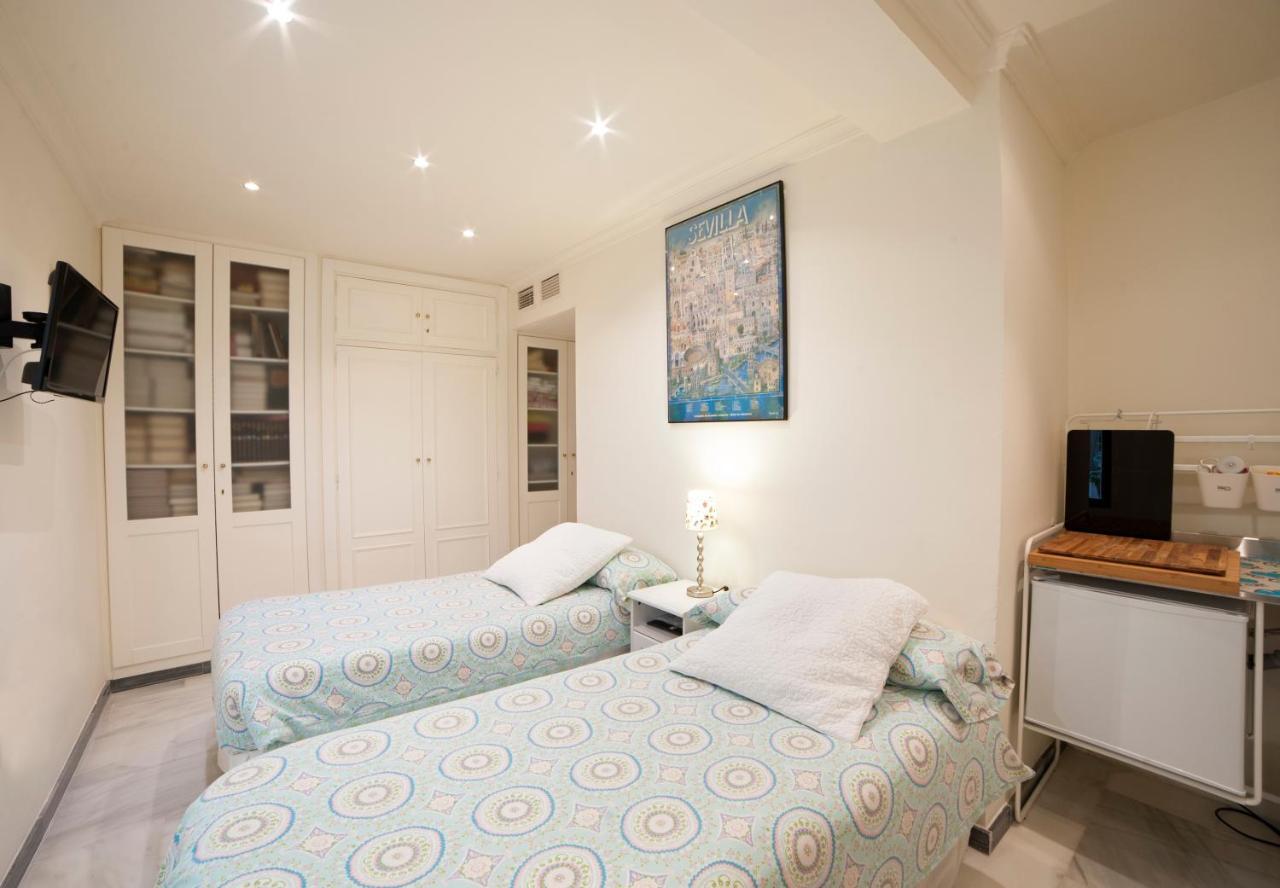 Atanasio Barron Apartment Seville Exterior photo