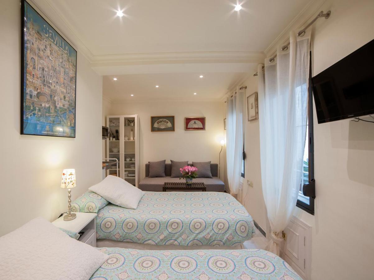 Atanasio Barron Apartment Seville Exterior photo